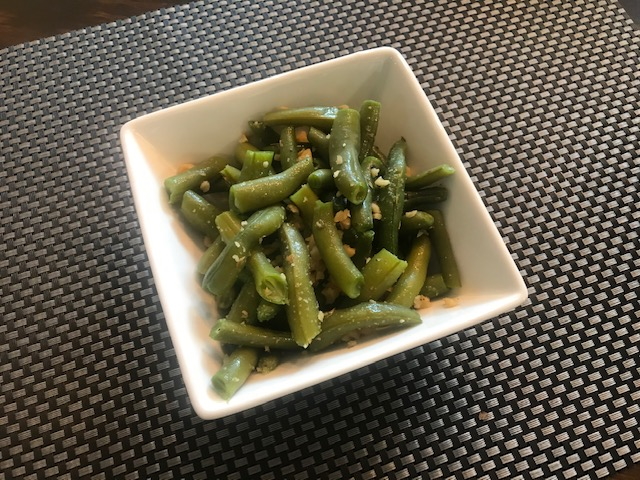 Green Beans with Toasted Walnuts